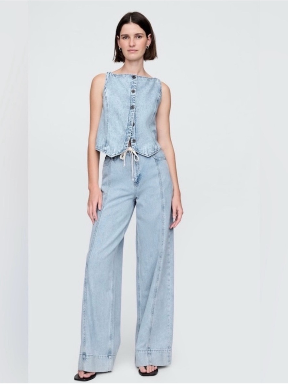 GAP Baggy Mid-Rise Ultra Soft Denim Jeans